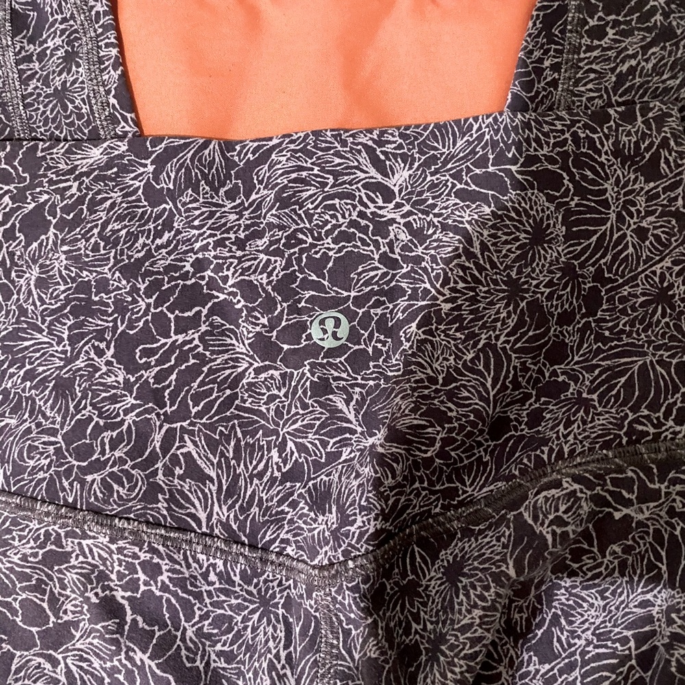 Lululemon Cropped Leggings!!